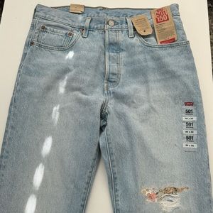 NWT Levi’s 501 Original Jeans - Floral Knee